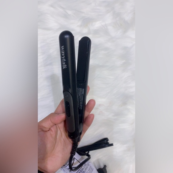 CERAMIC MINI HAIR STRAIGHTENER - Picture 3 of 4